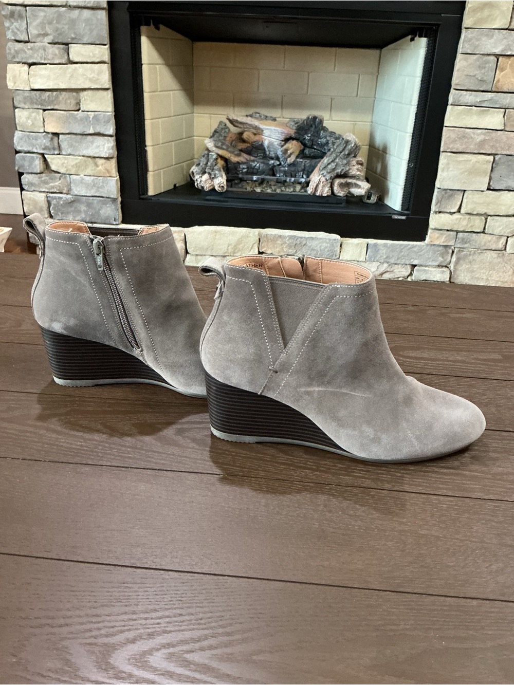 Vionic Gray Suede Wedge Ankle Booties - Women
